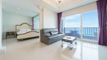 Basic Room, 1 Bedroom (303 Royalsherd) | 1 bedroom, free WiFi