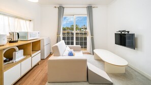 Basic Room, 1 Bedroom (Aria) | 1 bedroom, free WiFi - Gangneng Soowarae Pension (Gangneung)