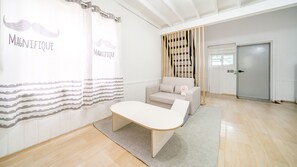 Basic Room, 1 Bedroom (Hayaneul) - Gangneng Soowarae Pension (Gangneung)