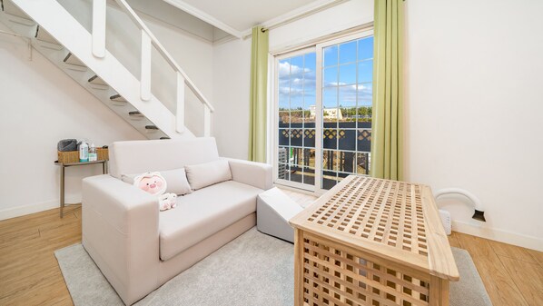 Basic Room, 1 Bedroom (Dasony) | 1 bedroom, free WiFi - Gangneng Soowarae Pension (Gangneung)