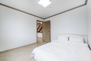 1 bedroom, WiFi (free)