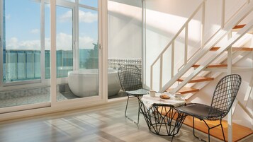 Basic Room, 1 Bedroom (E203 ( Spa )) | 1 bedroom, free WiFi