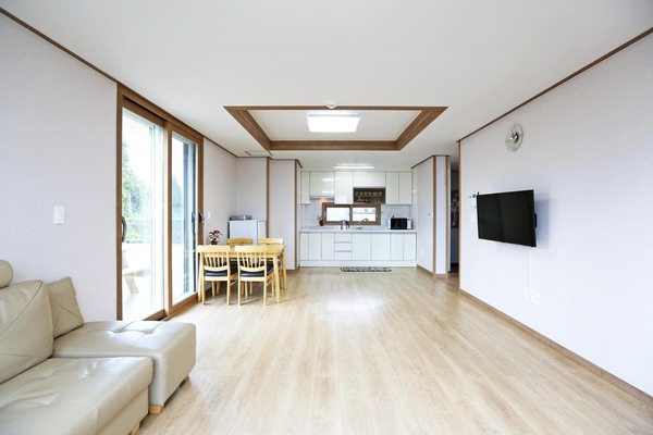 Chambre de base, 1 chambre (Suite Jeongwon) | 1 chambre, accès au Wi-Fi (inclus)