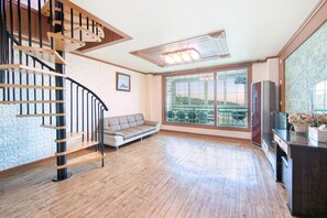 Basic Room, 2 Bedrooms (Seokyang ( F3 ))