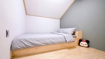 Basic Room, 1 Bedroom (201) | 1 bedroom, WiFi (free)