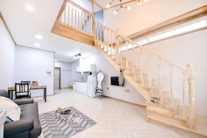Basic Room, 1 Bedroom (205) | 1 bedroom, free WiFi