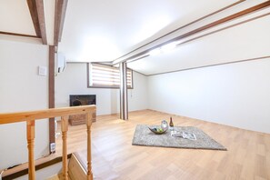 Basic Room, 1 Bedroom (3) | 1 bedroom, free WiFi - Gangneung Star Pension (Gangneung)