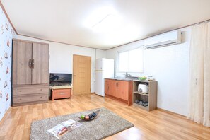 Basic-Zimmer, 1 Schlafzimmer (5) | 1 Schlafzimmer, kostenloses WLAN