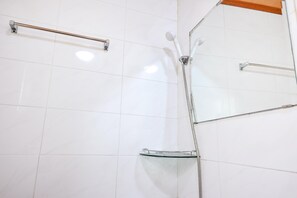 Basic Room, 1 Bedroom (5) | 1 bedroom, free WiFi - Gangneung Star Pension (Gangneung)