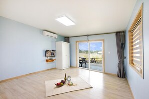 1 bedroom, free WiFi - Samcheok Good Friend Pension (Samcheok)