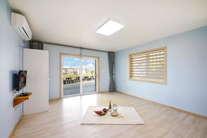 1 bedroom, free WiFi - Samcheok Good Friend Pension (Samcheok)