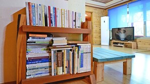 Basic Room, 4 Bedrooms (Gamnamu ( F1 ))