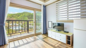 Exterior - Samcheok Herb Pension (Samcheok)