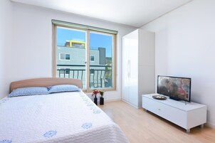 Basic Room, 1 Bedroom (301) | 1 bedroom, WiFi (free)