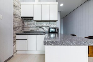 Basic Room, 1 Bedroom (303 ( Spa )) | 1 bedroom, free WiFi - Buan Tomynspa Pension (Buan)