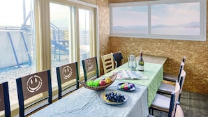 Basic Room, 1 Bedroom (Eunhasoo) | 1 bedroom, free WiFi - Ganghwa Morning Star Pension (Incheon)