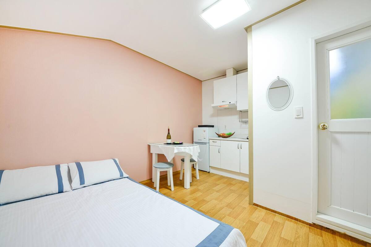 Basic-Zimmer, 1 Schlafzimmer (Rich) | 1 Schlafzimmer, kostenloses WLAN