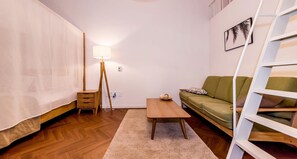 Camera Basic, 1 camera da letto (Suite 305) | 1 camera, Wi-Fi gratuito