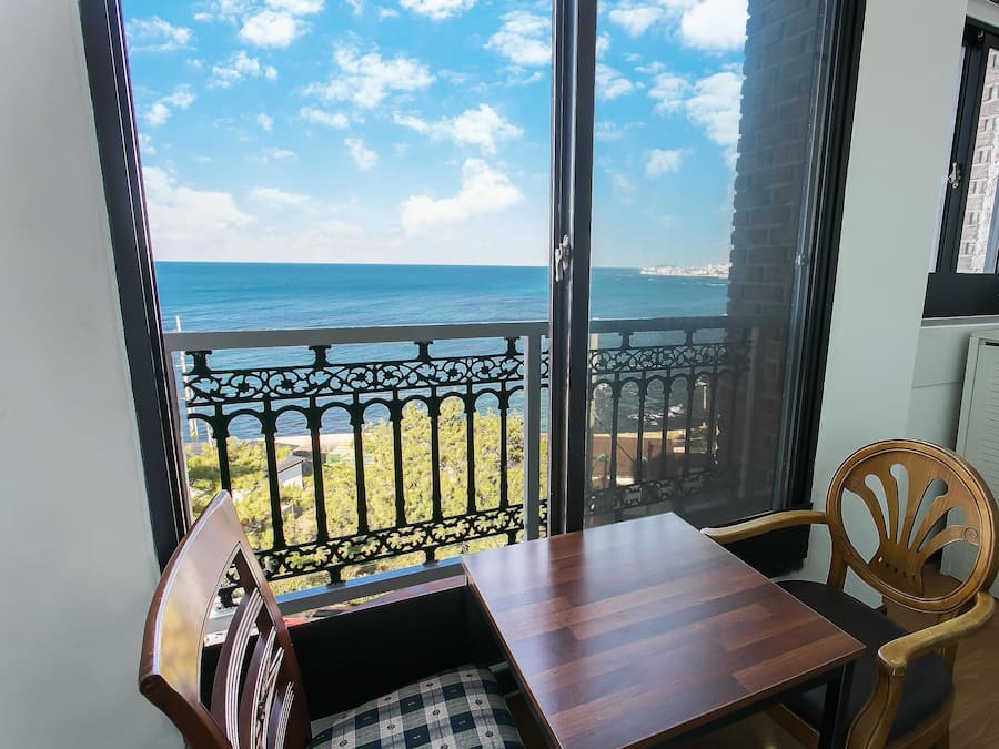 Basic Room, 2 Bedrooms (303) | 1 bedroom, WiFi (free)