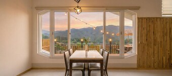 Gapyeong Two Dog Place Pension