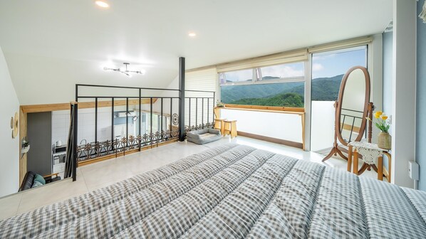 Basic Room, 1 Bedroom (201 ( Duplex, Spa )) | 1 bedroom, free WiFi - Gapyeong Two Dog Place Pension (Gapyeong)