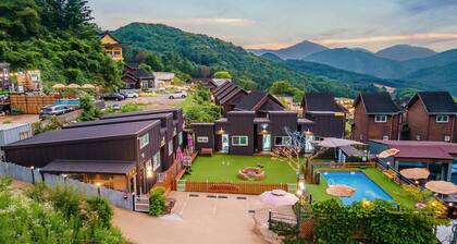 Gapyeong Two Dog Place Pension