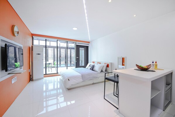 Basic Room, 1 Bedroom (202(SPA)) | 1 bedroom, free WiFi - Gapyeong Colline Pension (Gapyeong)