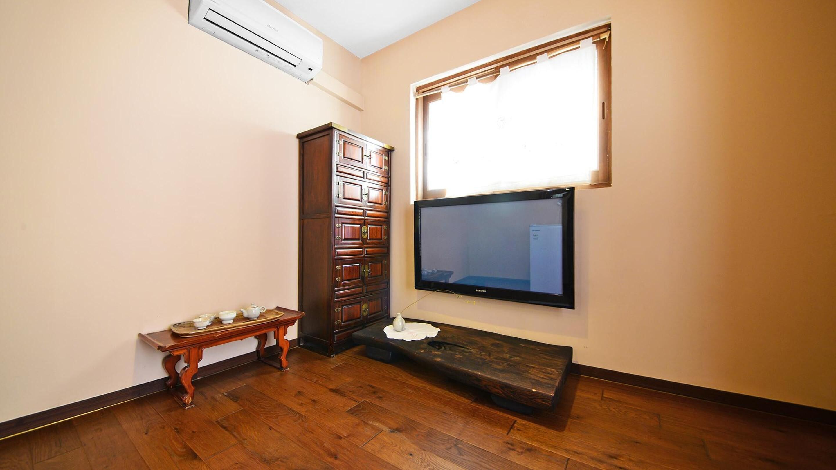 Basic Room, 1 Bedroom (Bergamoth ( No cooking )) | 1 bedroom, WiFi (free)
