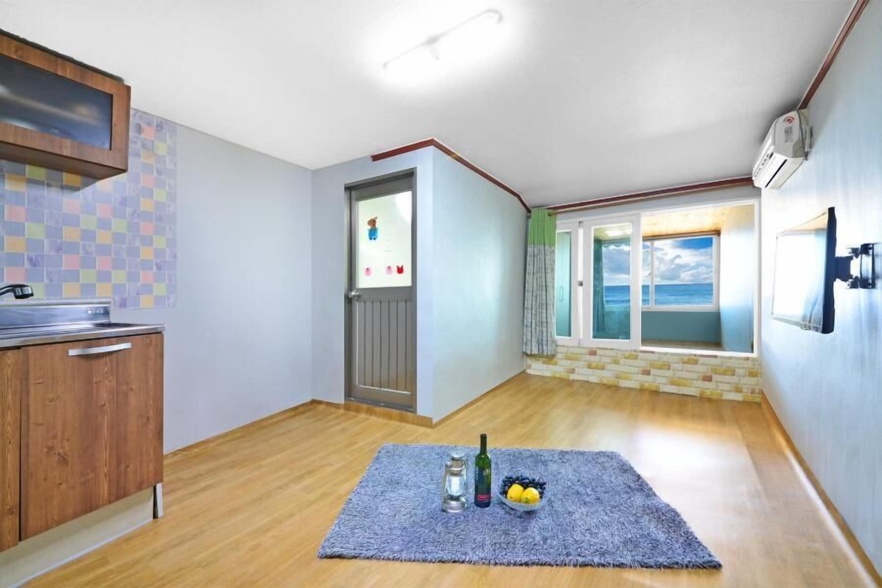 Basic Room, 1 Bedroom (Pado) | 1 bedroom, free WiFi