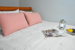 Basic Room, 1 Bedroom (Morae) - Gangneung Sunrise Pension (Gangneung)