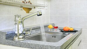 Basic Room, 1 Bedroom (205 ( F2 )) | 1 bedroom, free WiFi - Samcheok Haemaru Pension (Samcheok)