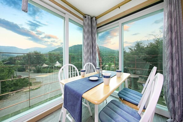 Basic Room, 1 Bedroom (201) | Exterior