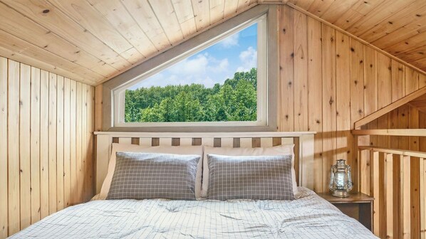 Basic Room, 1 Bedroom (Haetsalmaru) | 1 bedroom, free WiFi - Gapyeong Areummaru Pension (Gapyeong)