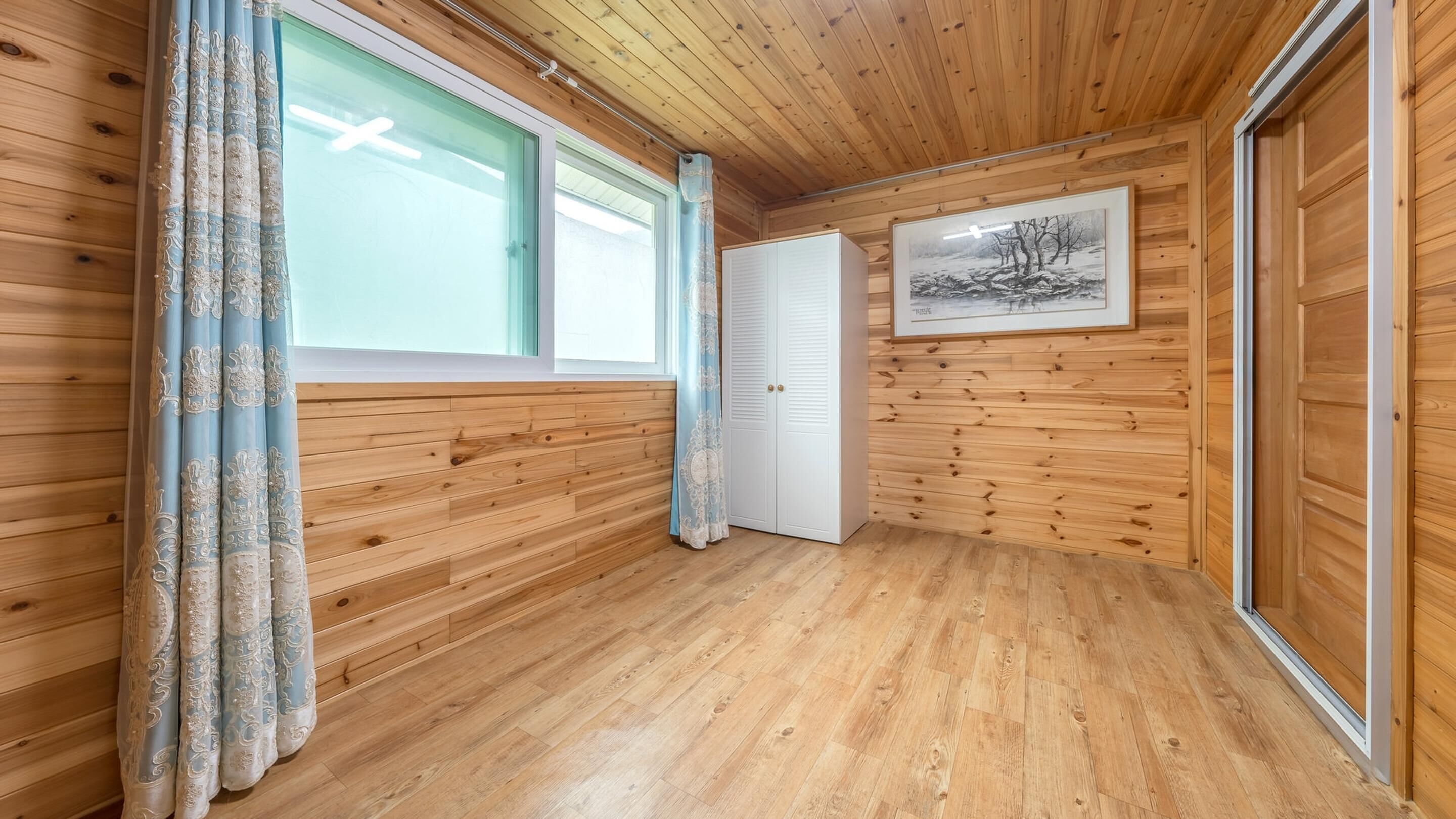 Basic-rum - 2 sovrum (Yellow-5) | 1 sovrum och gratis wi-fi