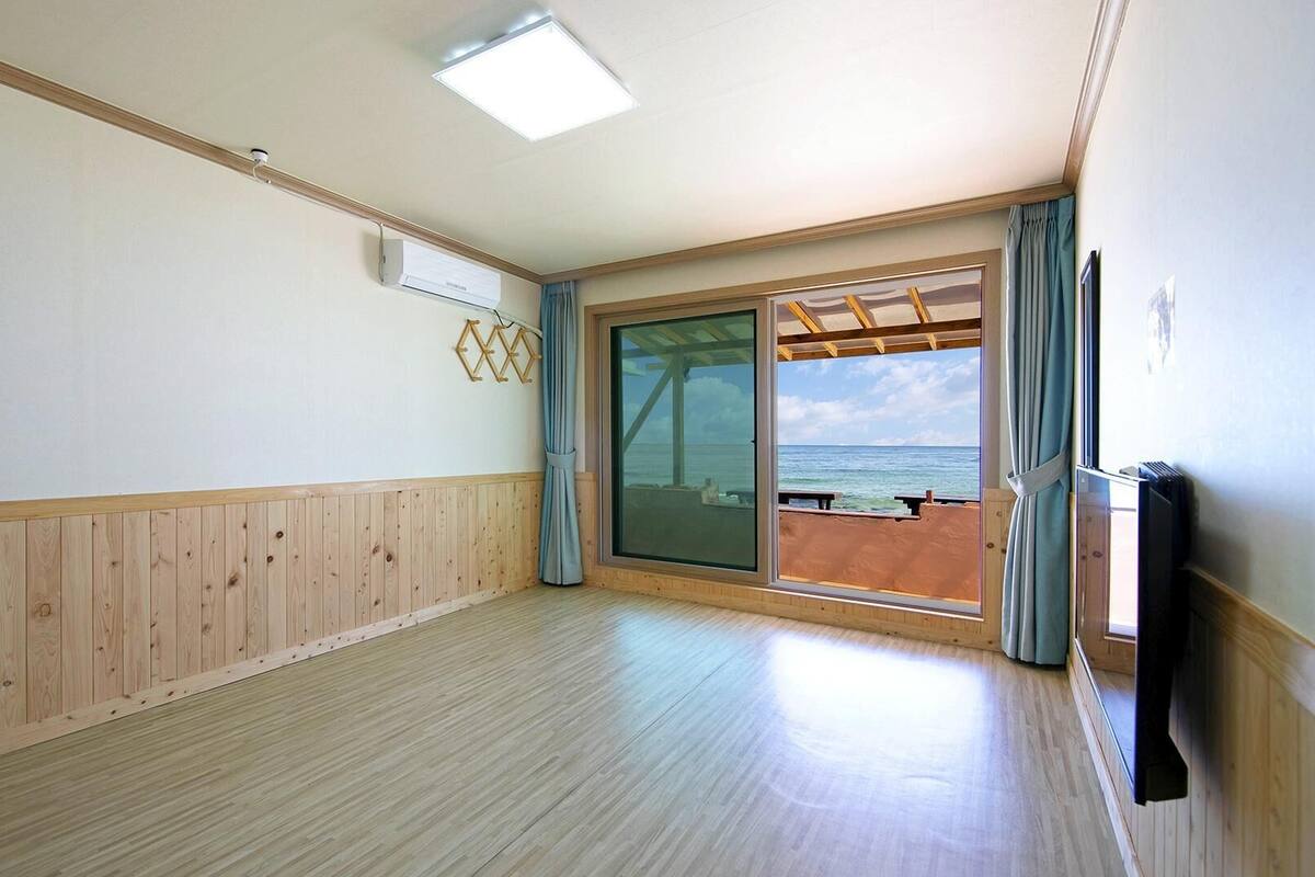 Basic Room, 1 Bedroom (103) | 1 bilik tidur, Wi-fi percuma 