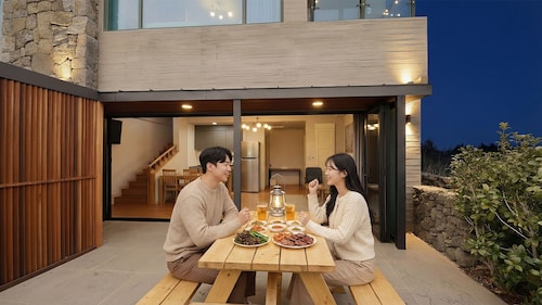 Jeju la Cour Pension