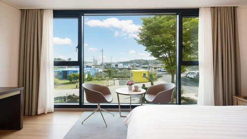 Jeju la Cour Pension