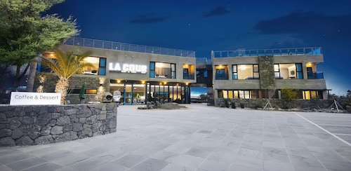 Jeju la Cour Pension