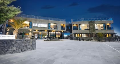 Jeju la Cour Pension