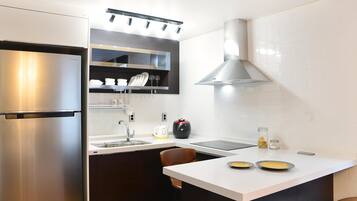 Basic Room, 1 Bedroom (201) | 1 bedroom, free WiFi
