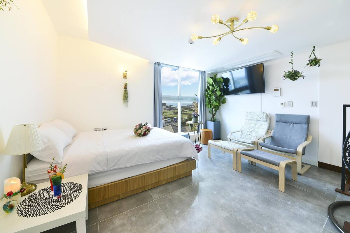 1 개의 침실, 무료 WiFi