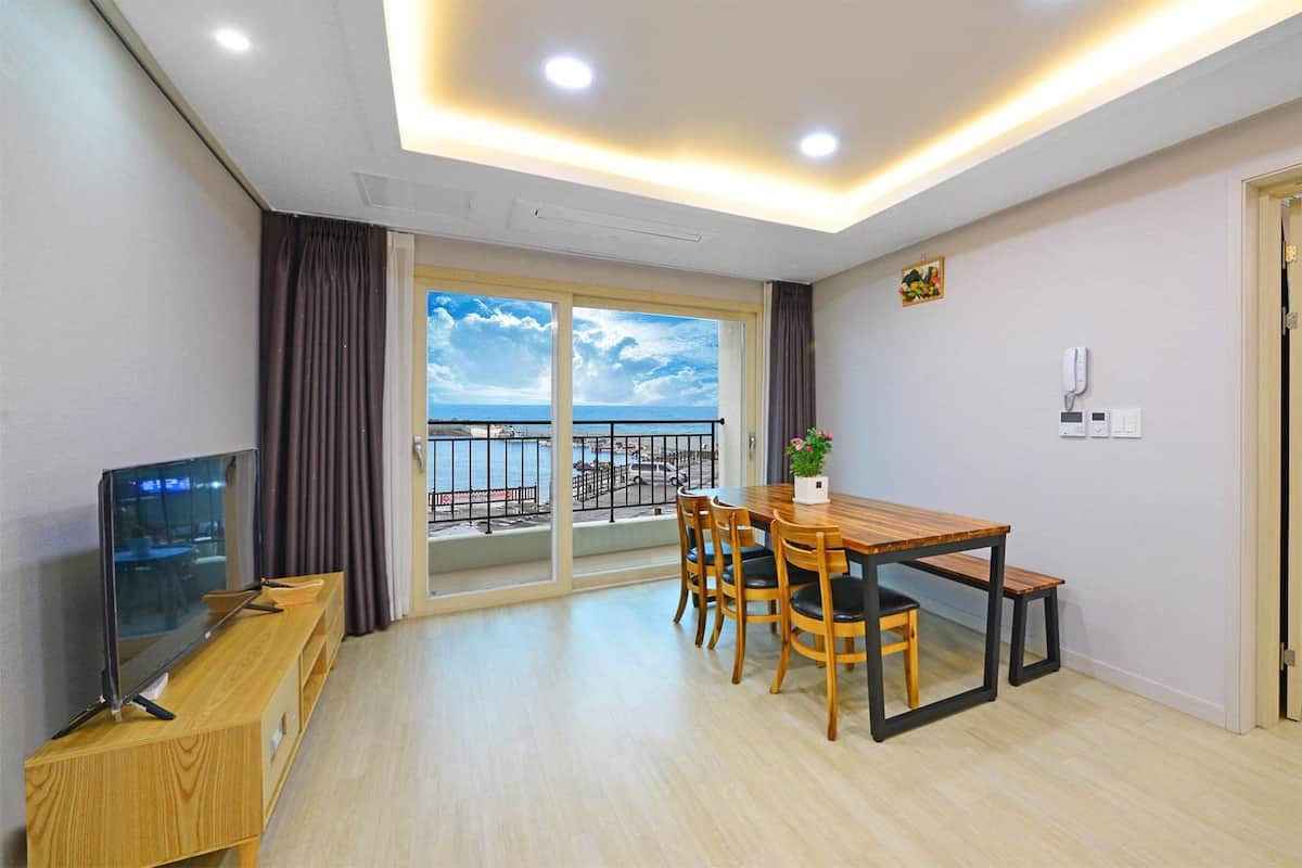 Kamar Basic, 1 kamar tidur (204 ( F2 )) | 1 kamar tidur dan Wi-Fi gratis