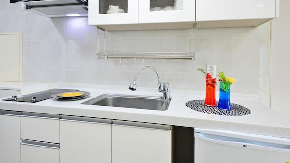 Habitación básica, 1 habitación (204 ( F2 )) | 1 dormitorio y wifi gratis