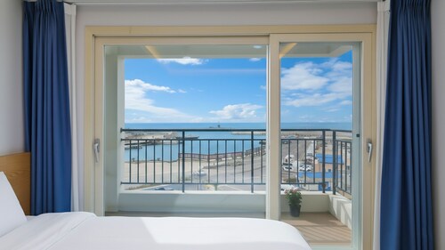 Seogwipo Daepyeong Olleh Pension