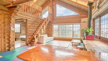 Basic Room, 4 Bedrooms (Balhae)
