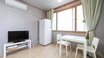 Basic Room, 1 Bedroom (Jasmine)