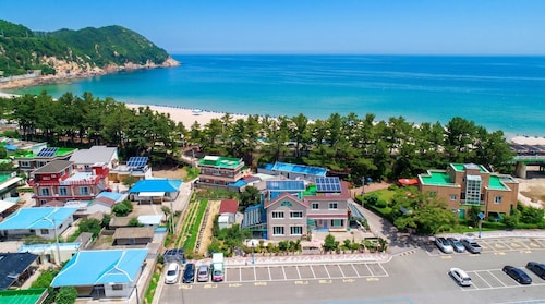 Samcheok Sol Beach Pension