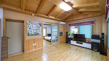 Basic Room, 1 Bedroom (Rosemary) | 1 bedroom, free WiFi