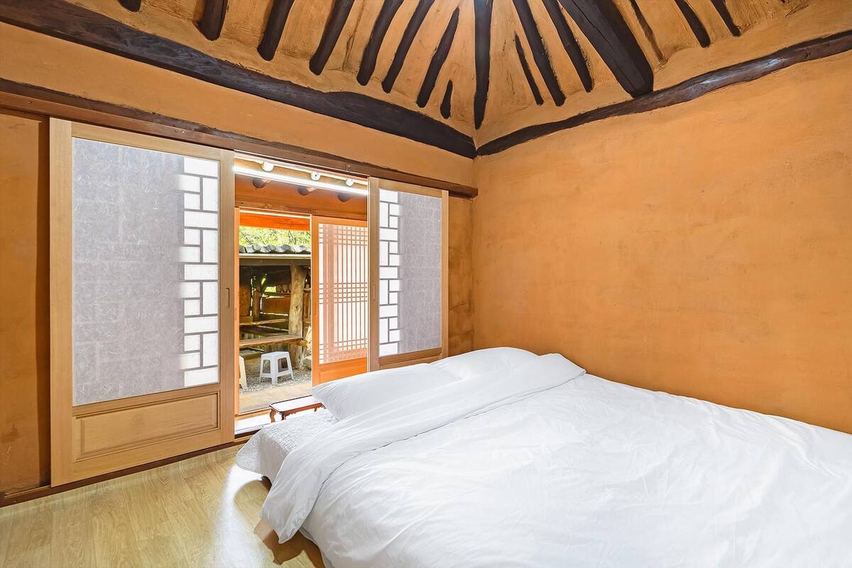 1 bedroom, free WiFi