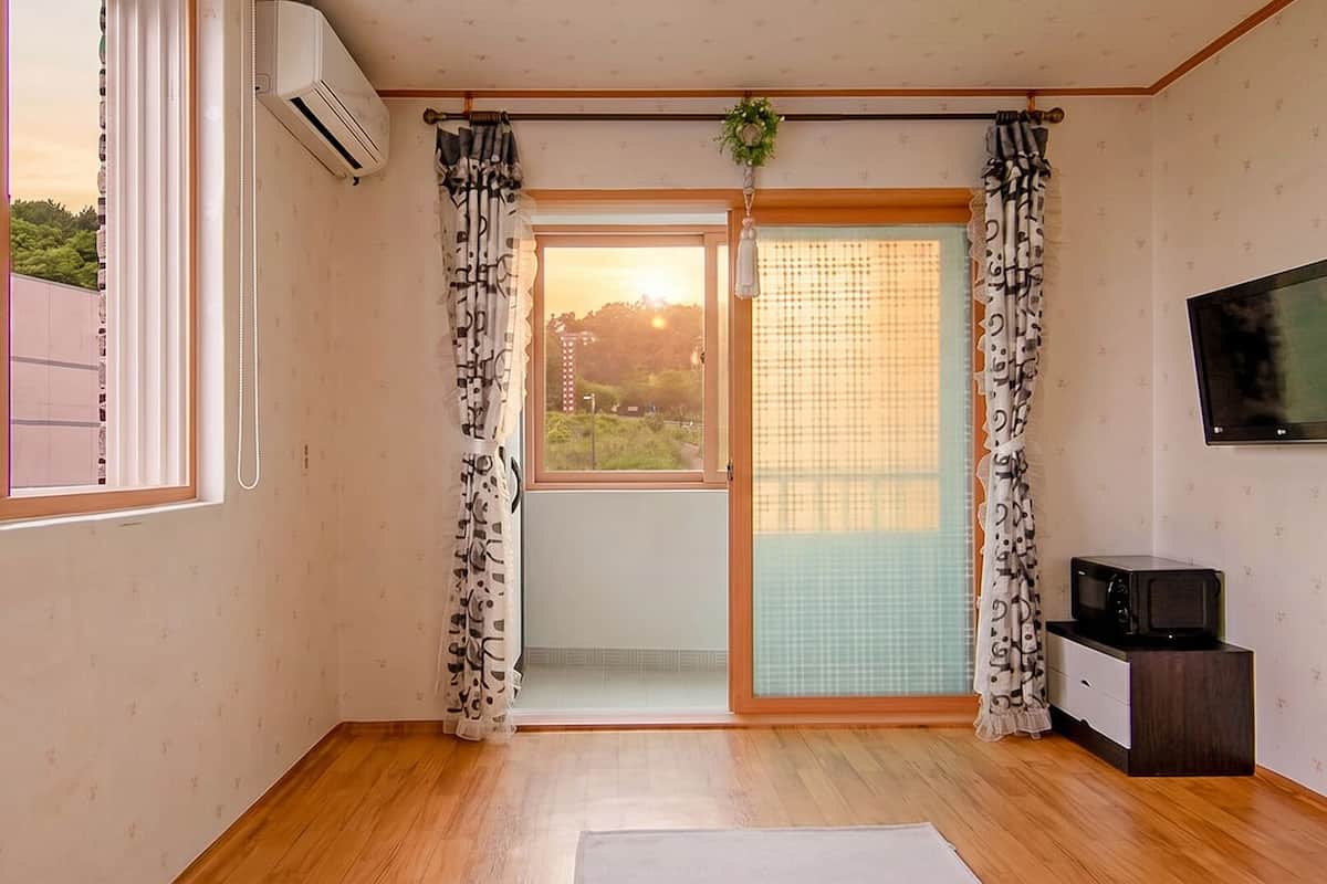 Kamar Basic, 1 kamar tidur (204) | 1 kamar tidur dan Wi-Fi gratis